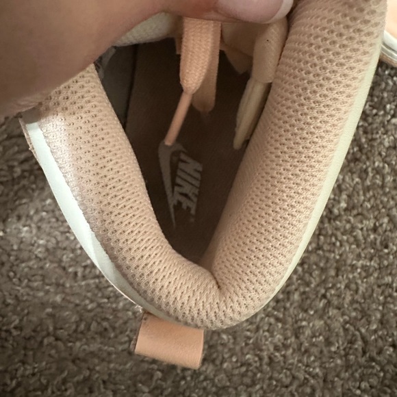 Nike Dunk High "Crimson Tint" - Picture 6 of 6